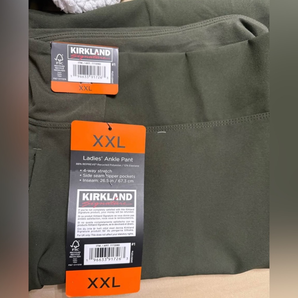 Kirkland Signature Dark Green Ladies' Ankle Pants XXL - Picture 2 of 2